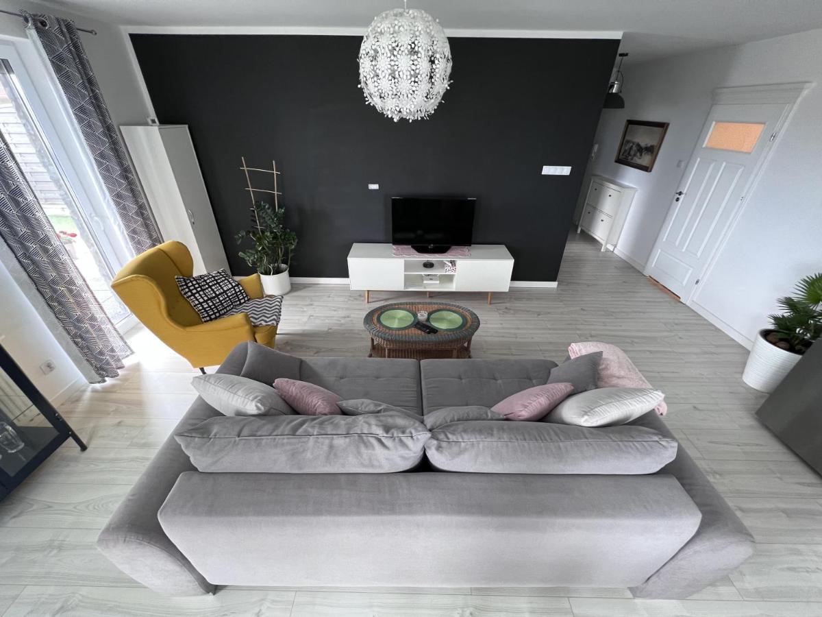 Apartament Z Tarasem Na Osiedlu Rakownica Jelenia Góra Exteriör bild