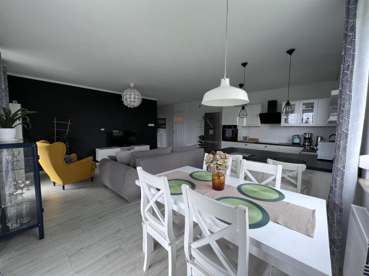 Apartament Z Tarasem Na Osiedlu Rakownica Jelenia Góra Exteriör bild