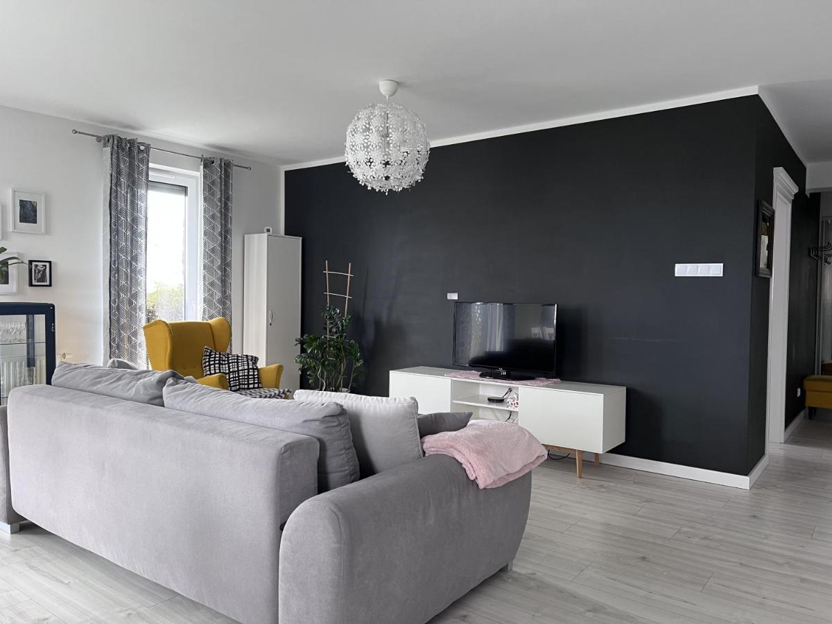 Apartament Z Tarasem Na Osiedlu Rakownica Jelenia Góra Exteriör bild