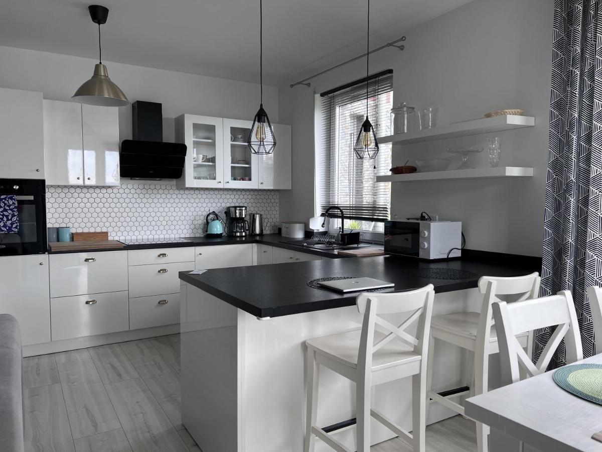 Apartament Z Tarasem Na Osiedlu Rakownica Jelenia Góra Exteriör bild